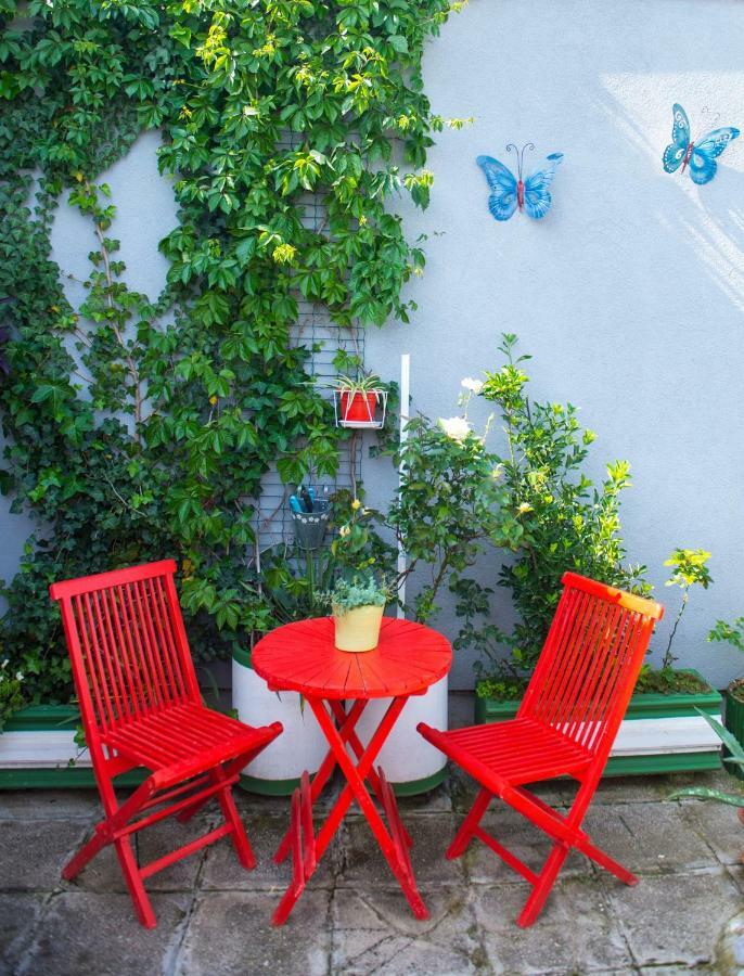 Yellow Lily Mostar Apartman Exterior photo