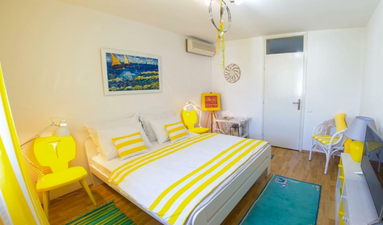 Yellow Lily Mostar Apartman Exterior photo
